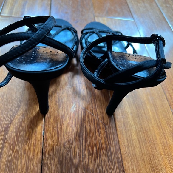 New! Size 8 Cole Haan 3” Heeled Black Crystal Sandals with Nike Air Technology - Picture 4 of 6